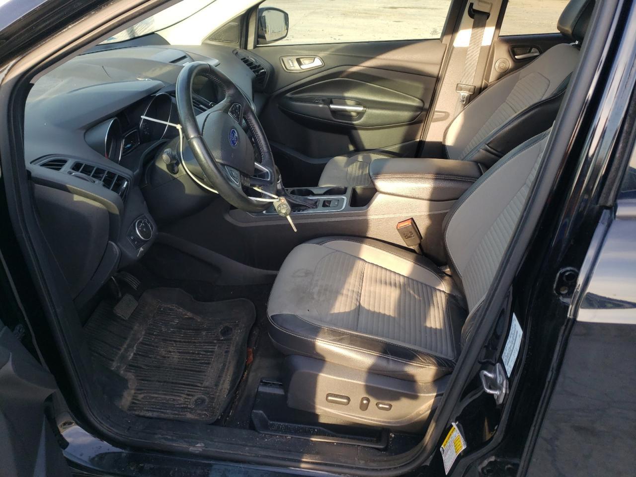 2017 FORD ESCAPE SE - Фото 7