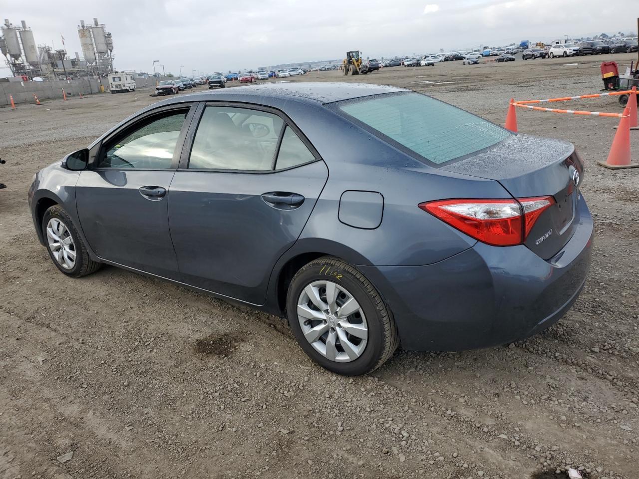 2015 TOYOTA COROLLA L - Фото 2