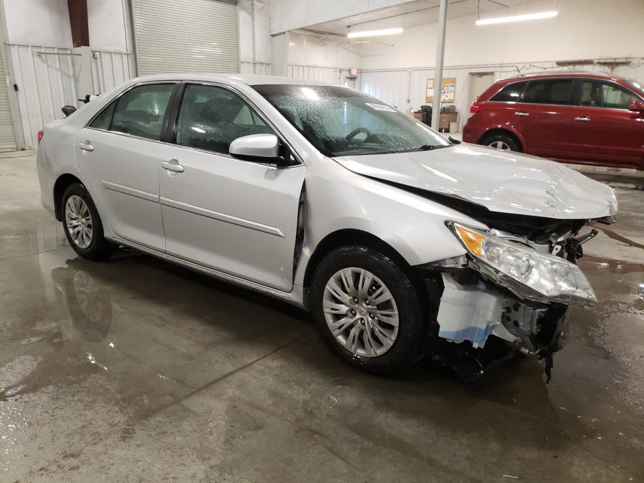 2014 TOYOTA CAMRY L - Image 4