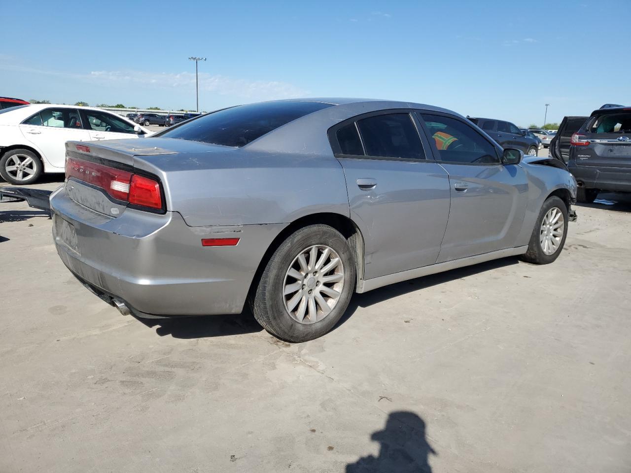 2014 DODGE CHARGER SE - Фото 3