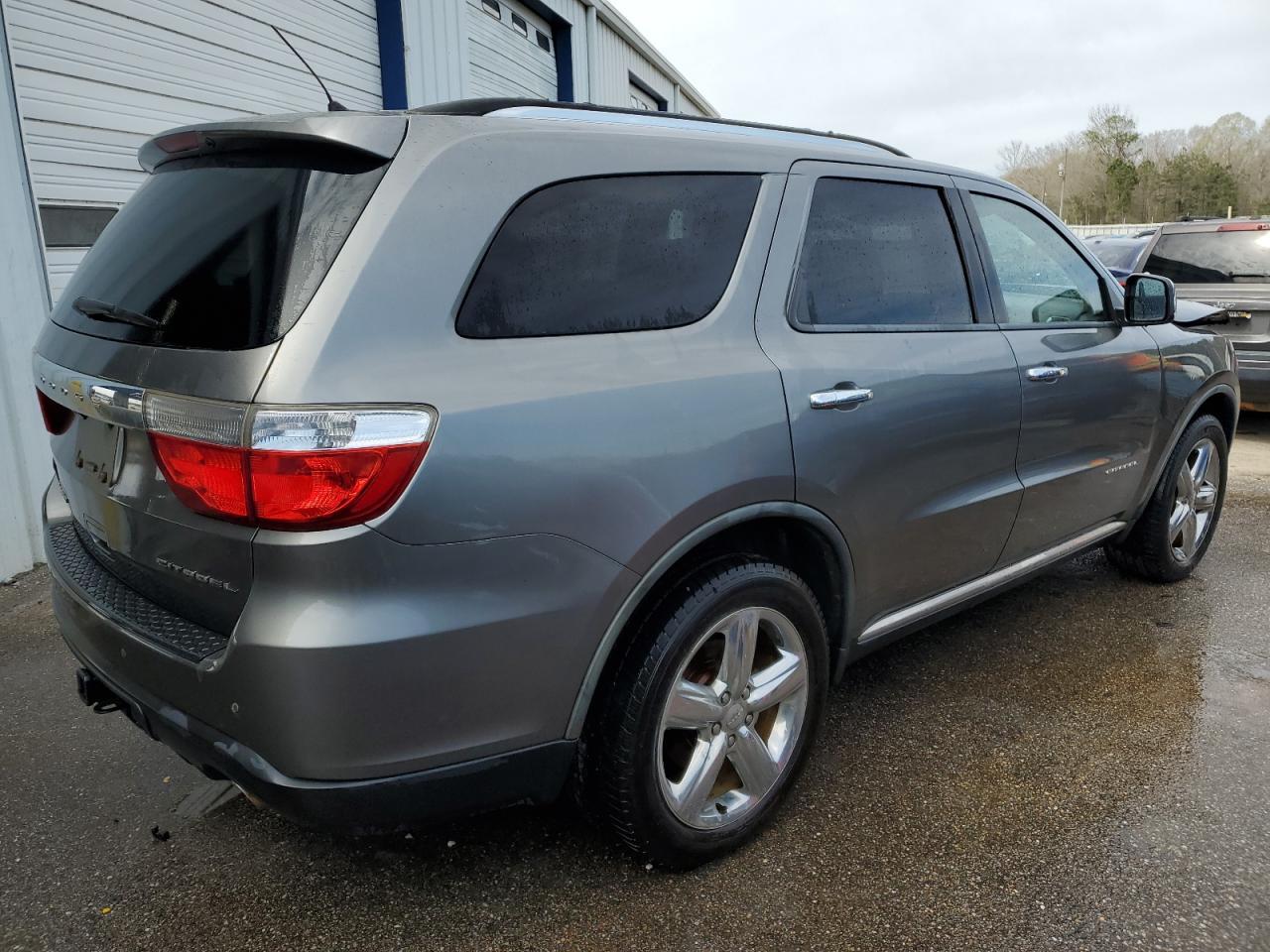 2011 DODGE DURANGO CI - Image 3