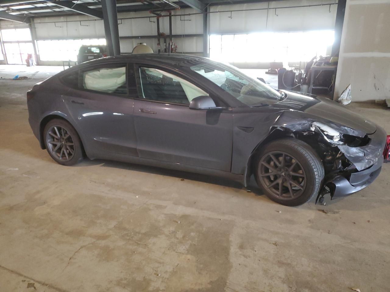 2021 TESLA MODEL 3 - Image 4