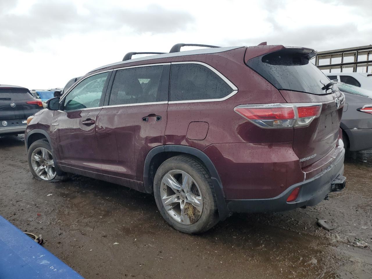 2015 TOYOTA HIGHLANDER - Фото 2
