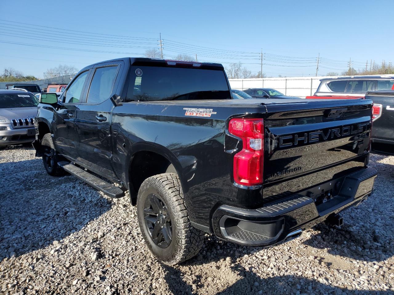 2023 CHEVROLET SILVERADO - Фото 2