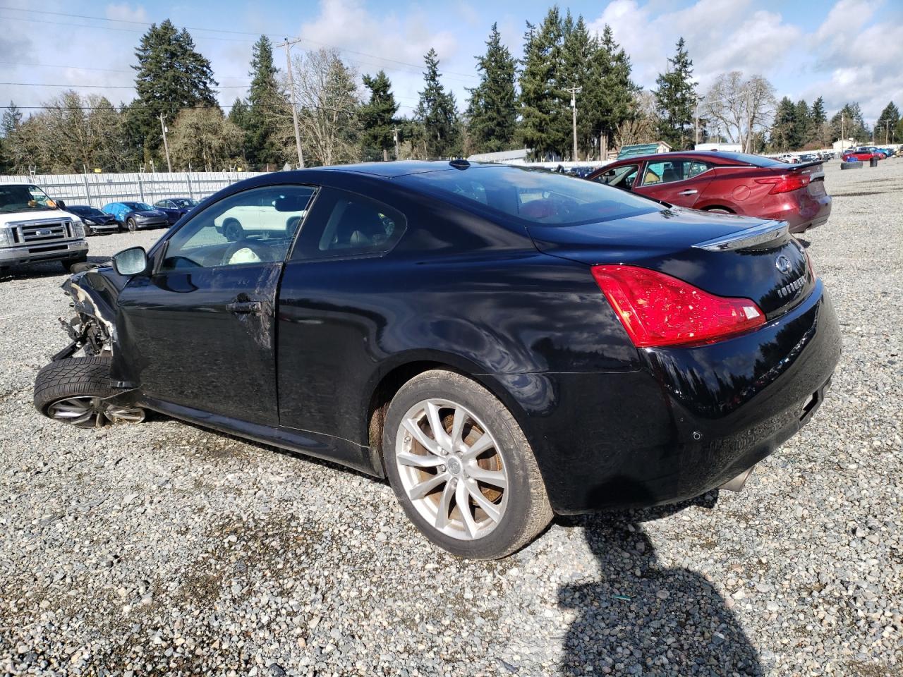 2012 INFINITI G37 - Image 2