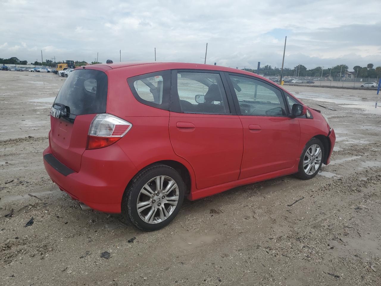 2011 HONDA FIT SPORT - Image 3