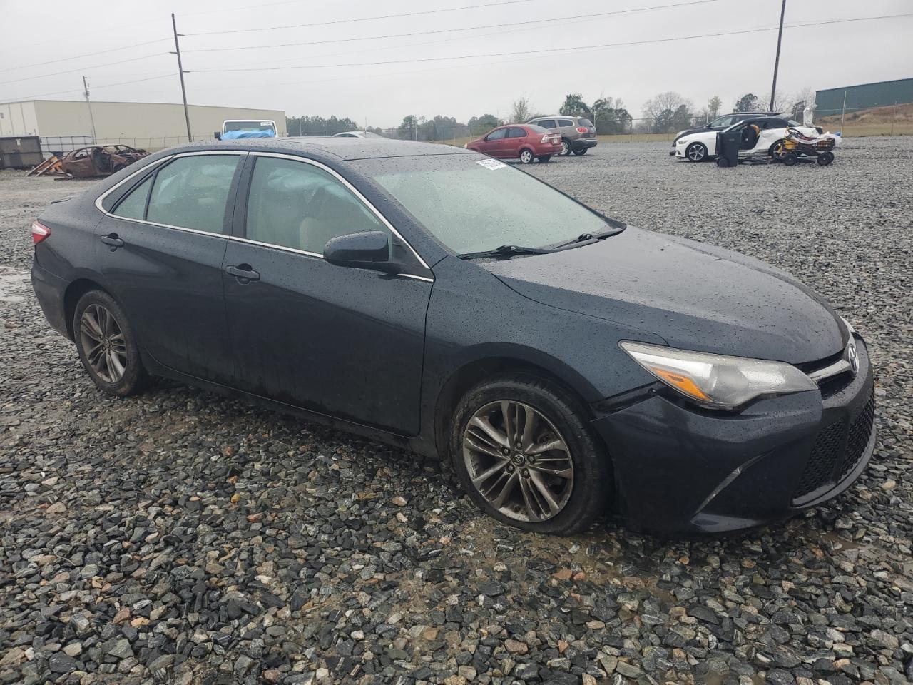 2017 TOYOTA CAMRY LE - Фото 4