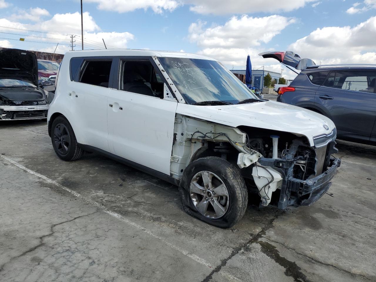2019 KIA SOUL - Фото 4