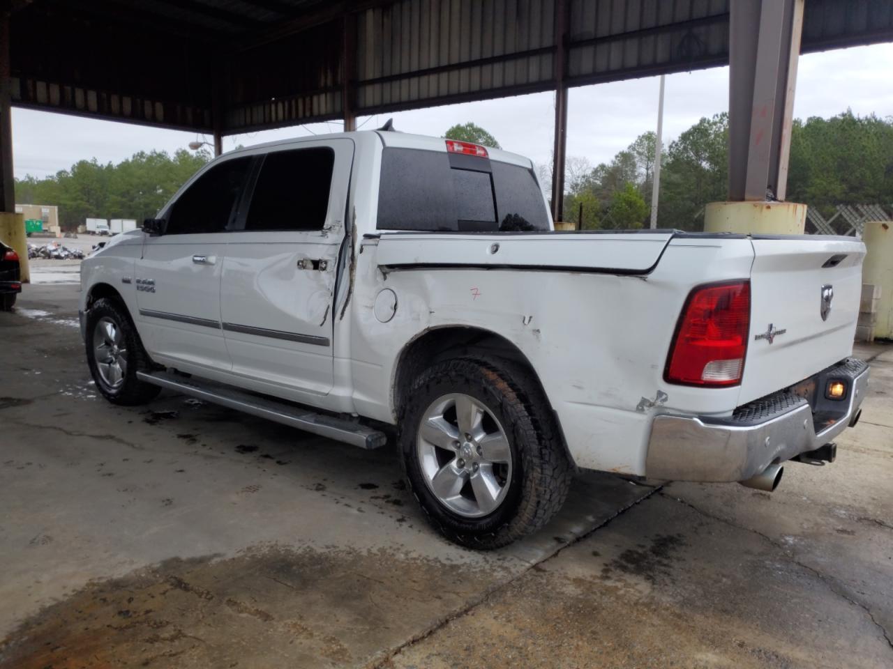 2014 RAM 1500 SLT - Фото 2