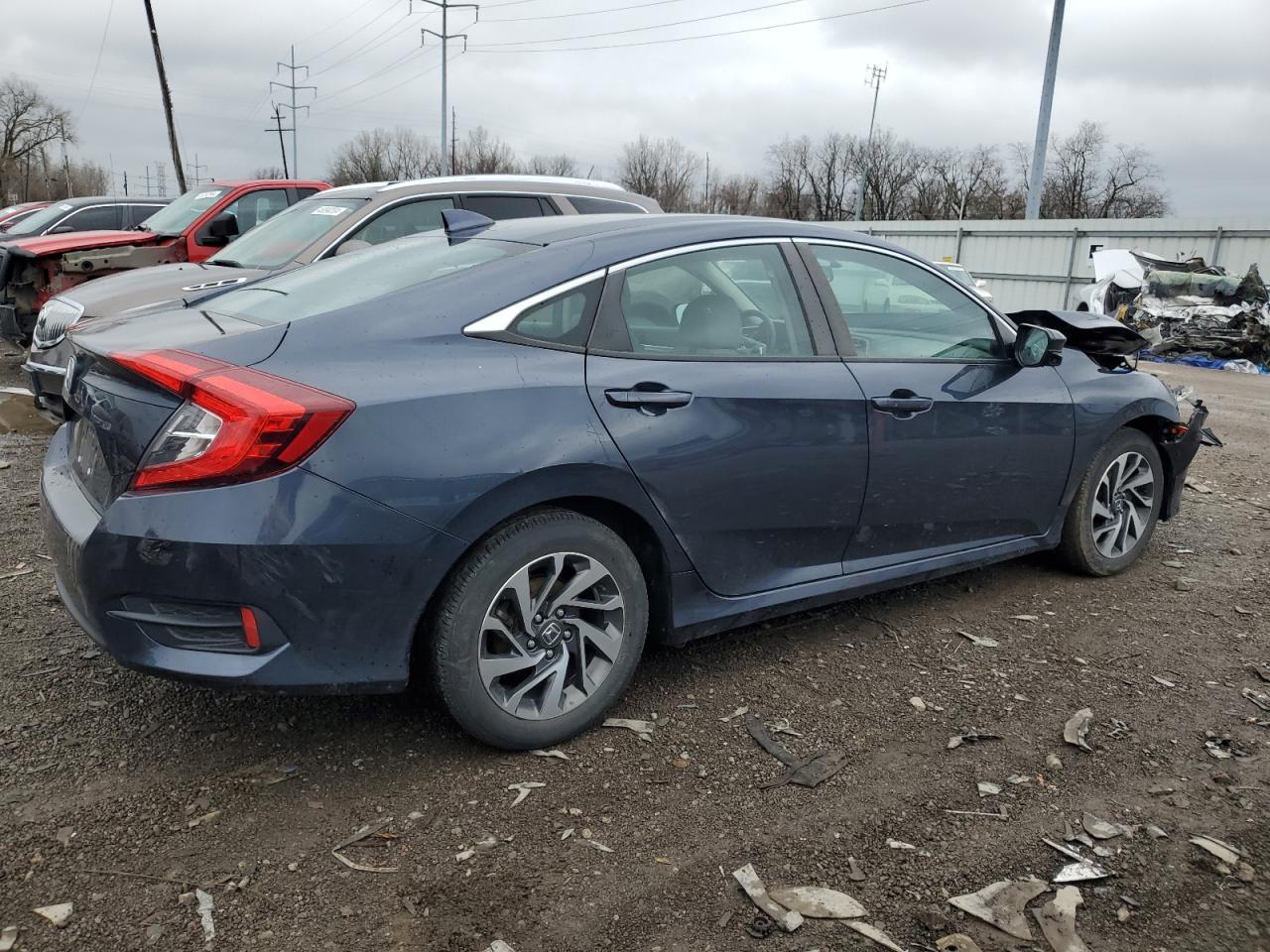 2018 HONDA CIVIC EX - Фото 3