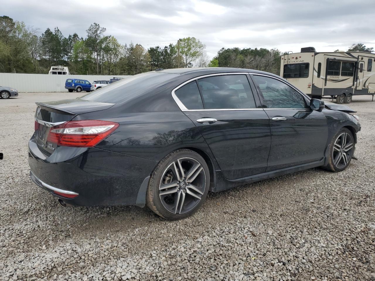 2016 HONDA ACCORD TOU - Фото 3