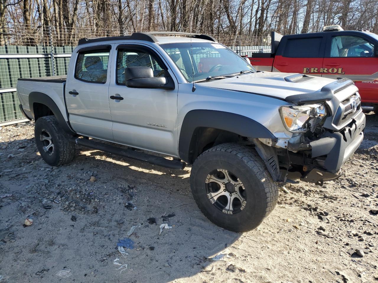 2013 TOYOTA TACOMA DOU - Image 4
