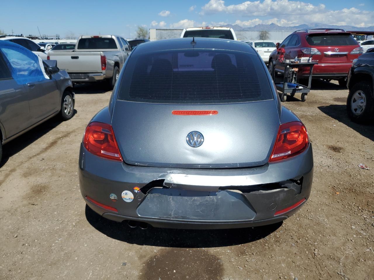 2012 VOLKSWAGEN BEETLE - Image 6