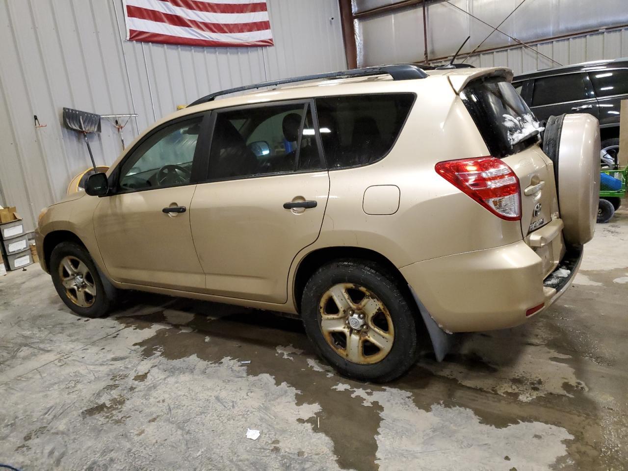 2011 TOYOTA RAV4 - Image 2
