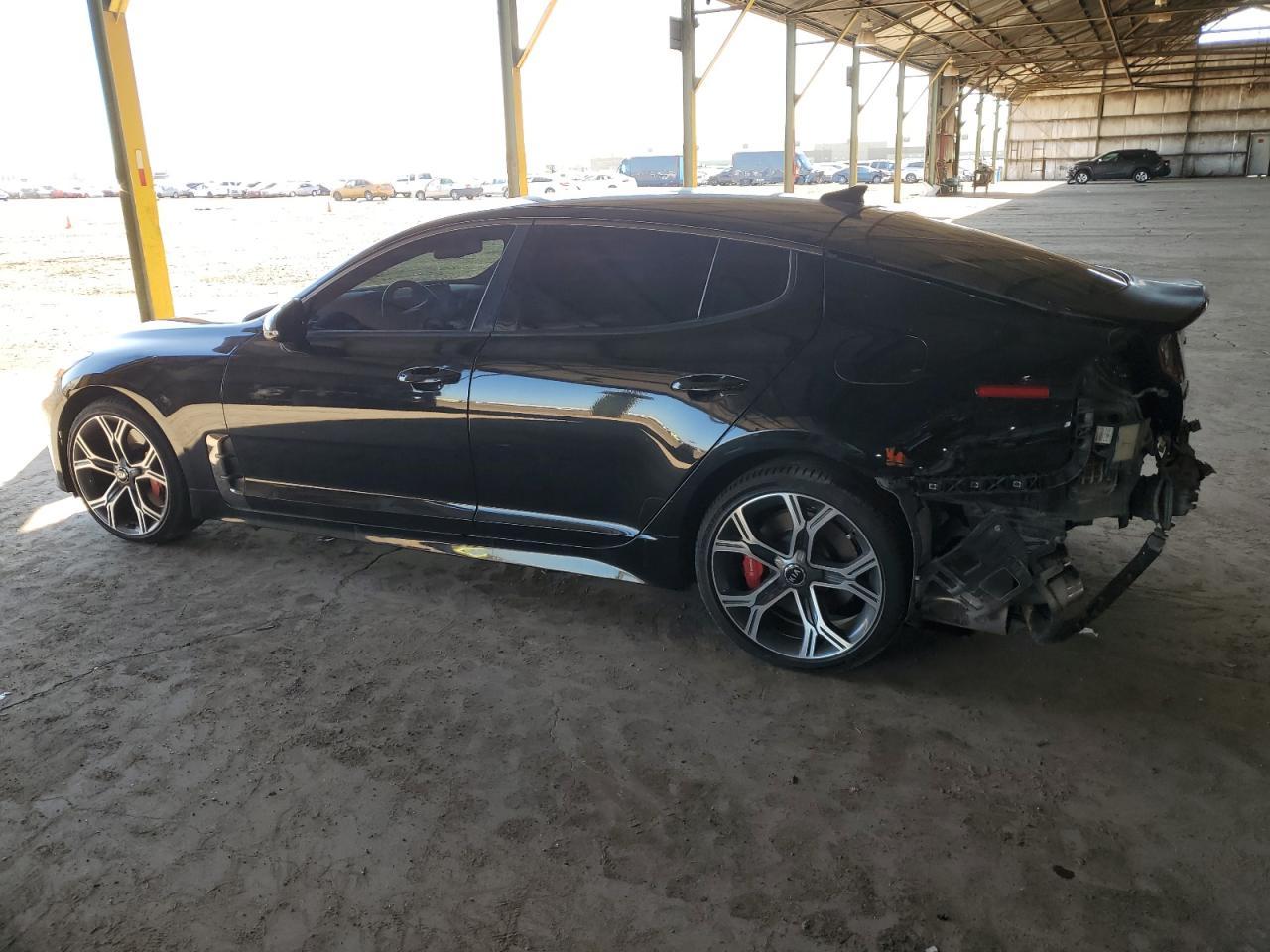 2019 KIA STINGER GT - Фото 2