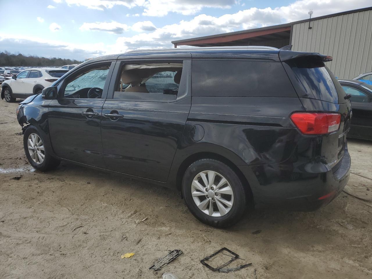 2016 KIA SEDONA LX - Фото 2