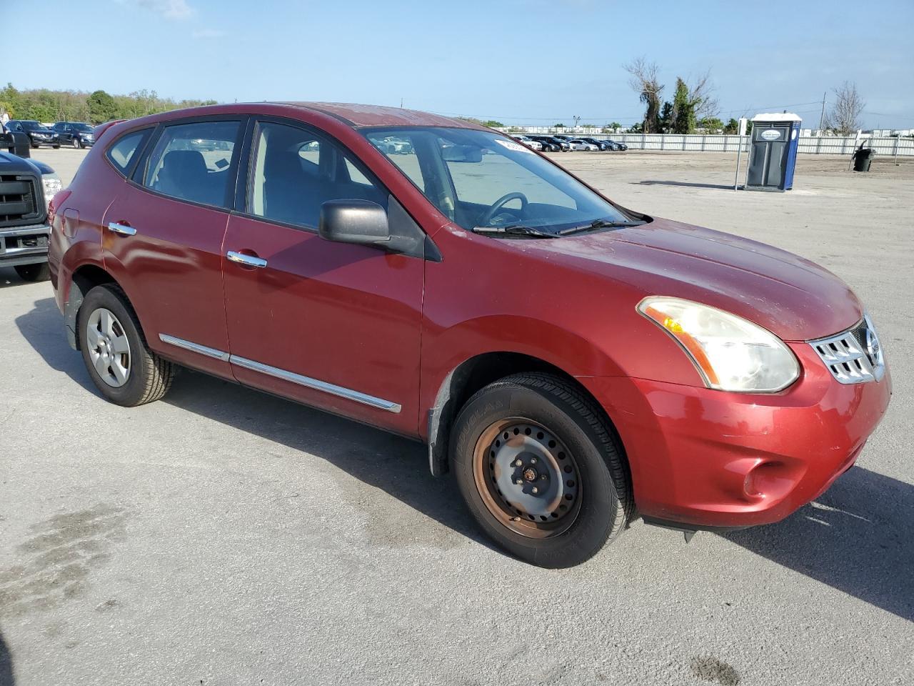 2013 NISSAN ROGUE S - Image 4
