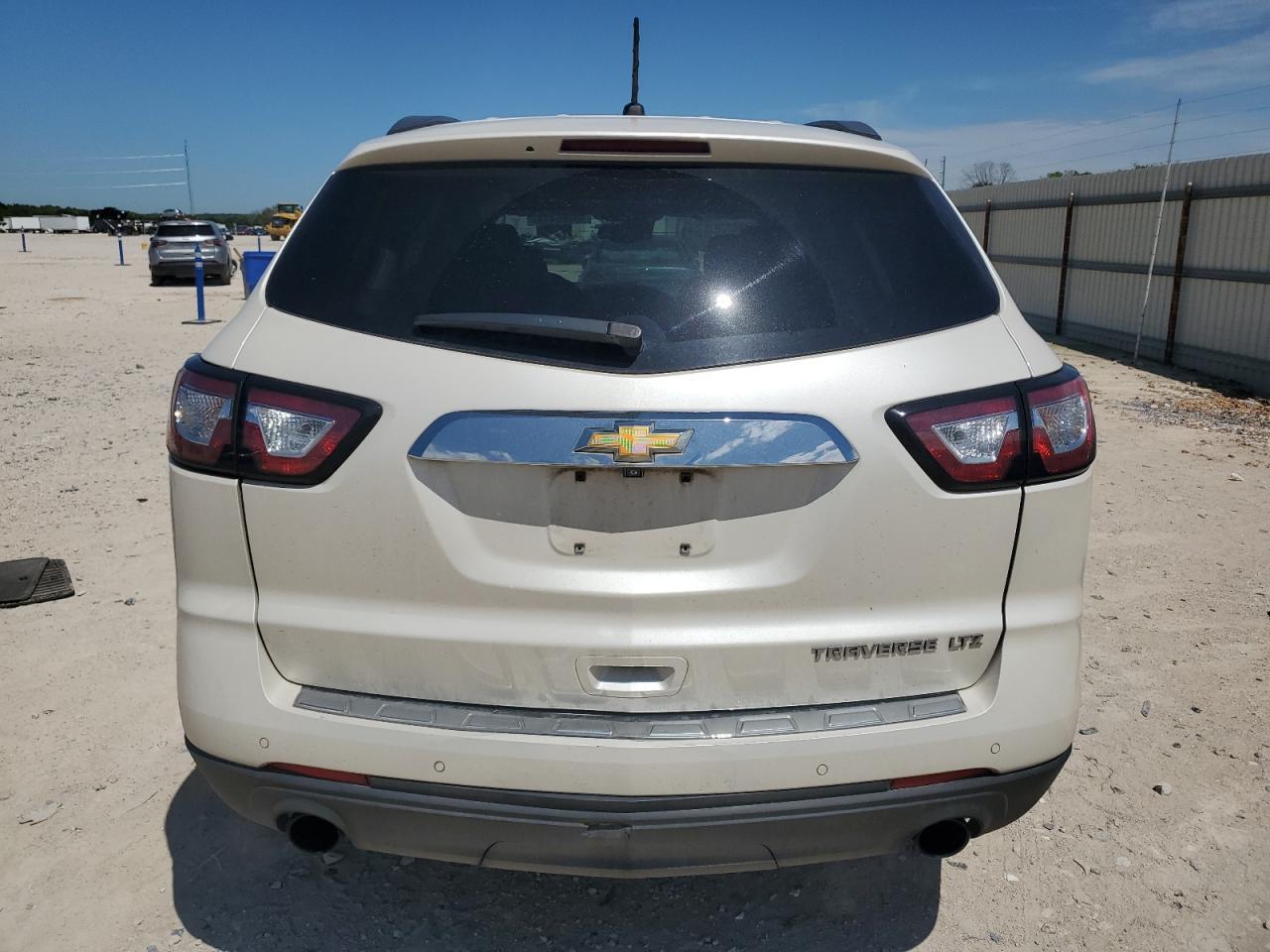 2014 CHEVROLET TRAVERSE L - Image 6