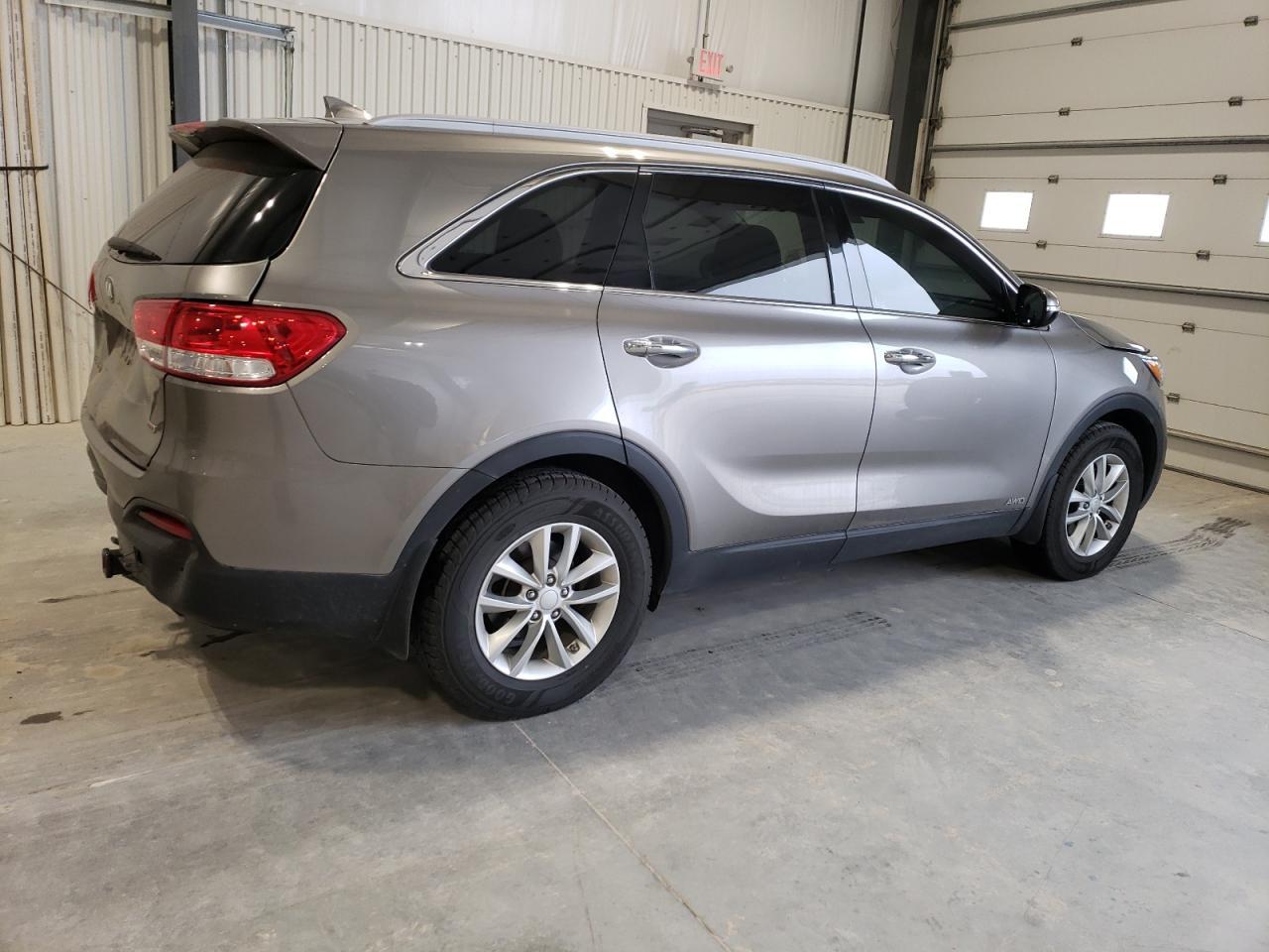 2016 KIA SORENTO LX - Image 3