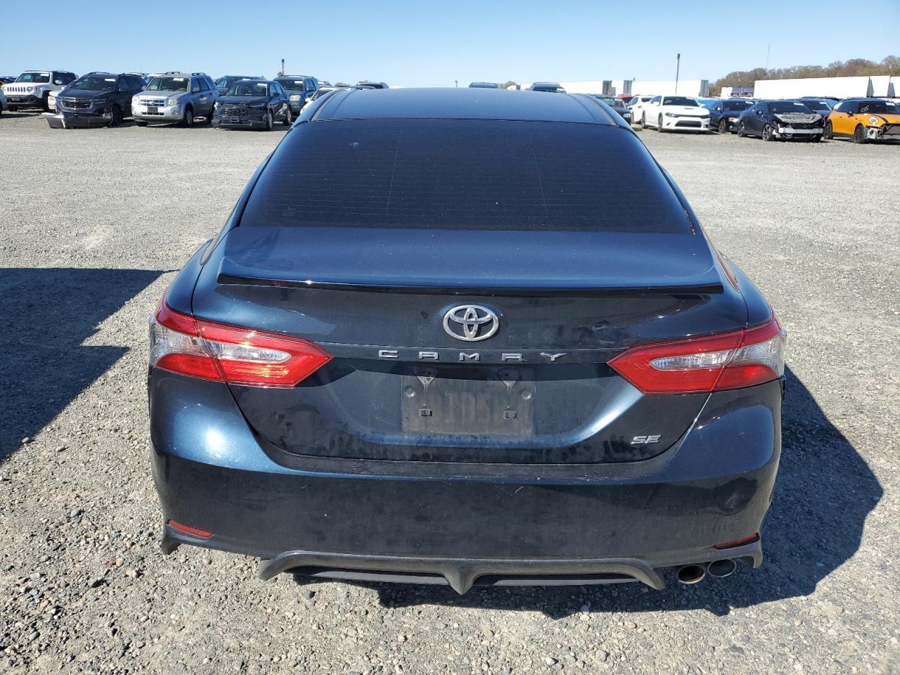 2018 TOYOTA CAMRY L - Фото 6