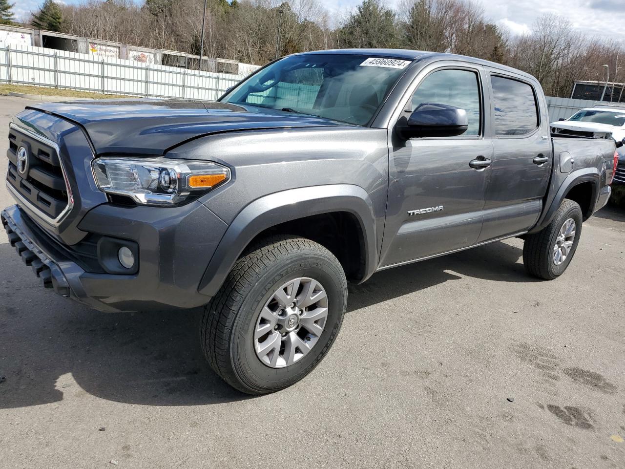 2017 TOYOTA TACOMA DOU