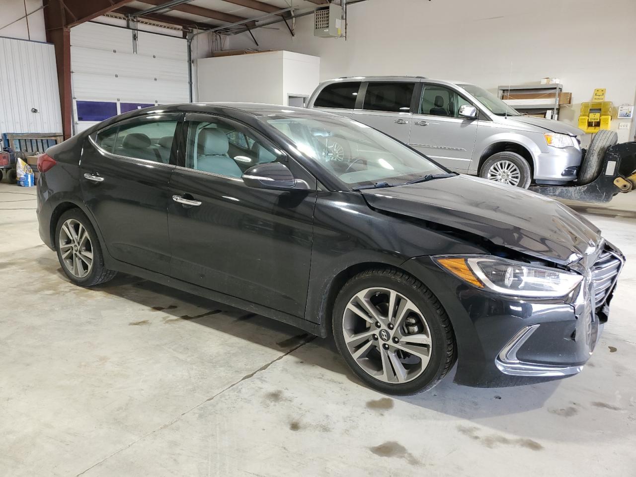 2017 HYUNDAI ELANTRA SE - Фото 4