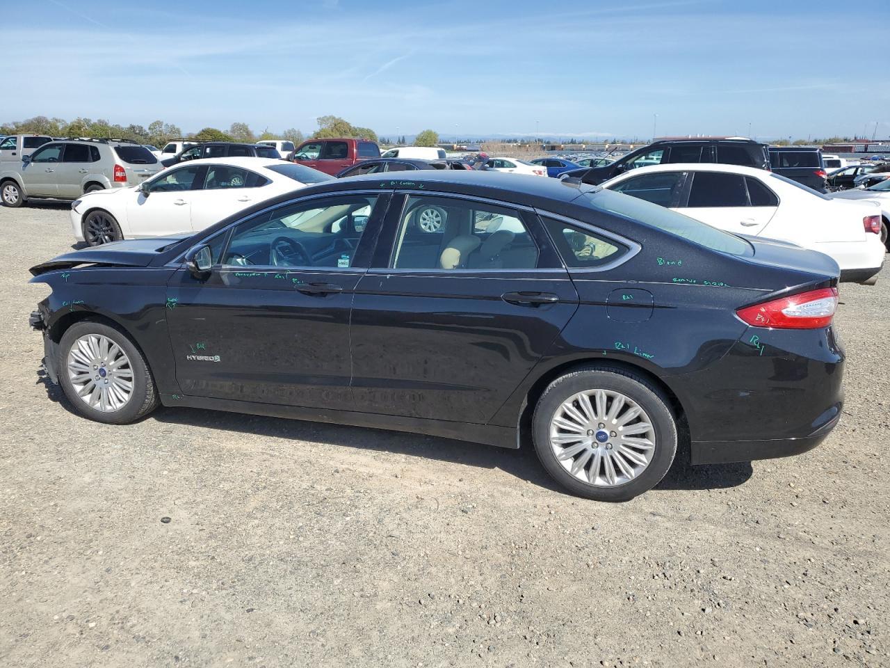 2014 FORD FUSION SE - Image 2