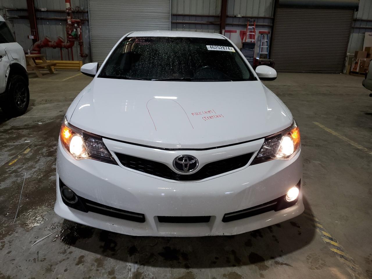 2013 TOYOTA CAMRY L - Фото 5