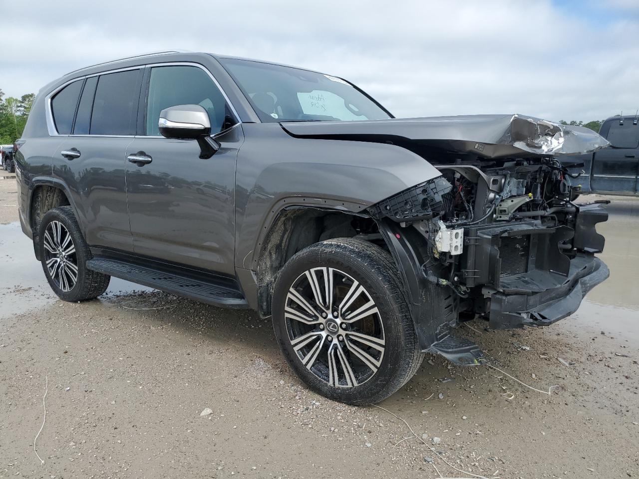 2023 LEXUS LX 600 BAS - Image 4