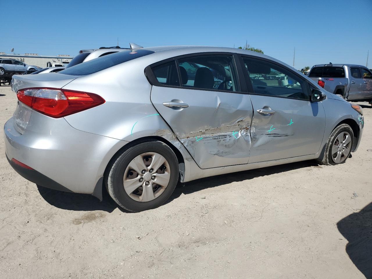 2015 KIA FORTE LX - Фото 3