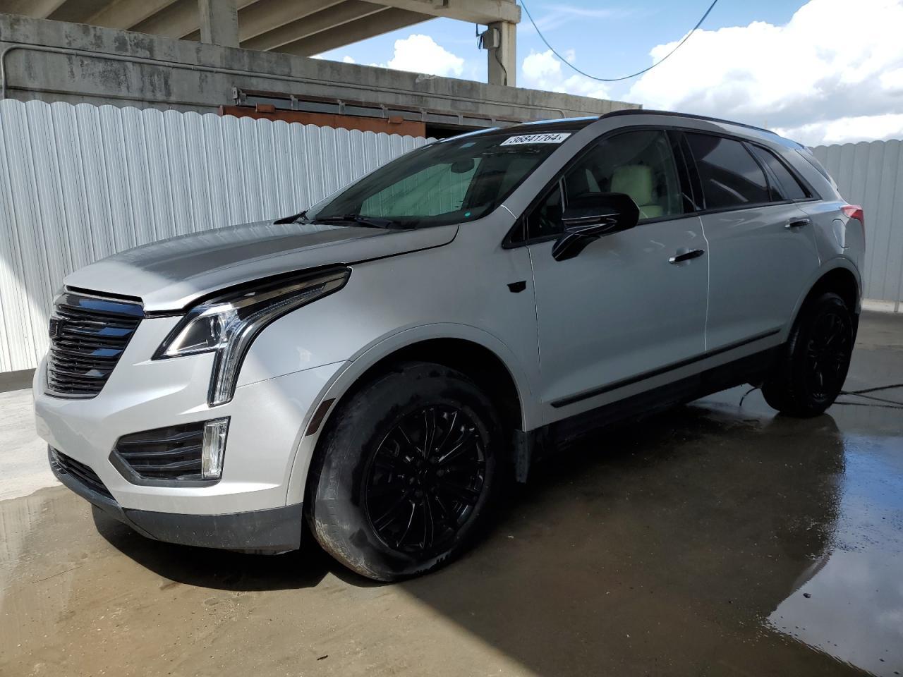 2019 CADILLAC XT5 car image