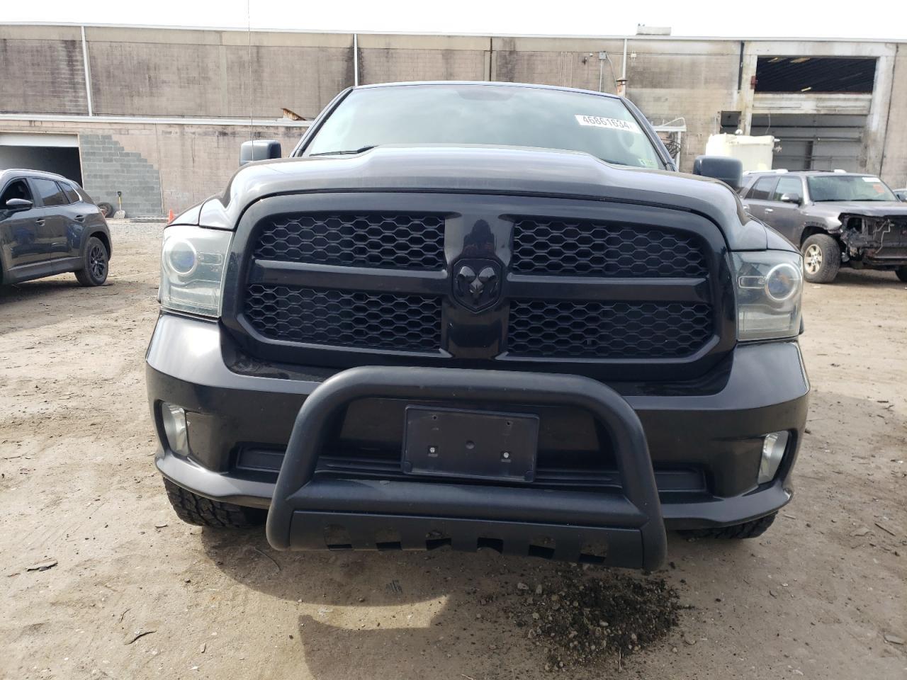 2014 RAM 1500 ST - Image 5