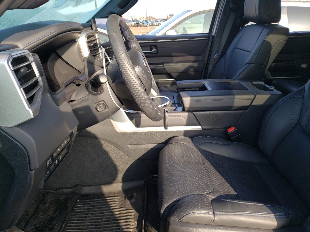 2023 TOYOTA SEQUOIA SR - Image 7
