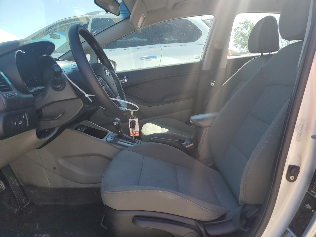 2015 KIA FORTE LX - Фото 7