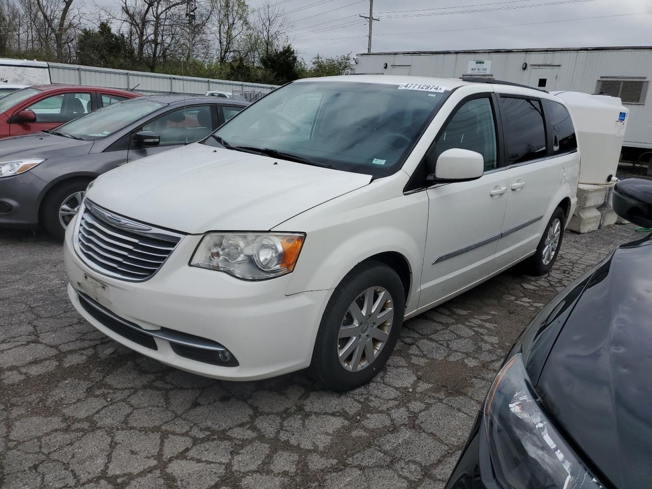 2013 CHRYSLER TOWN & COU car image