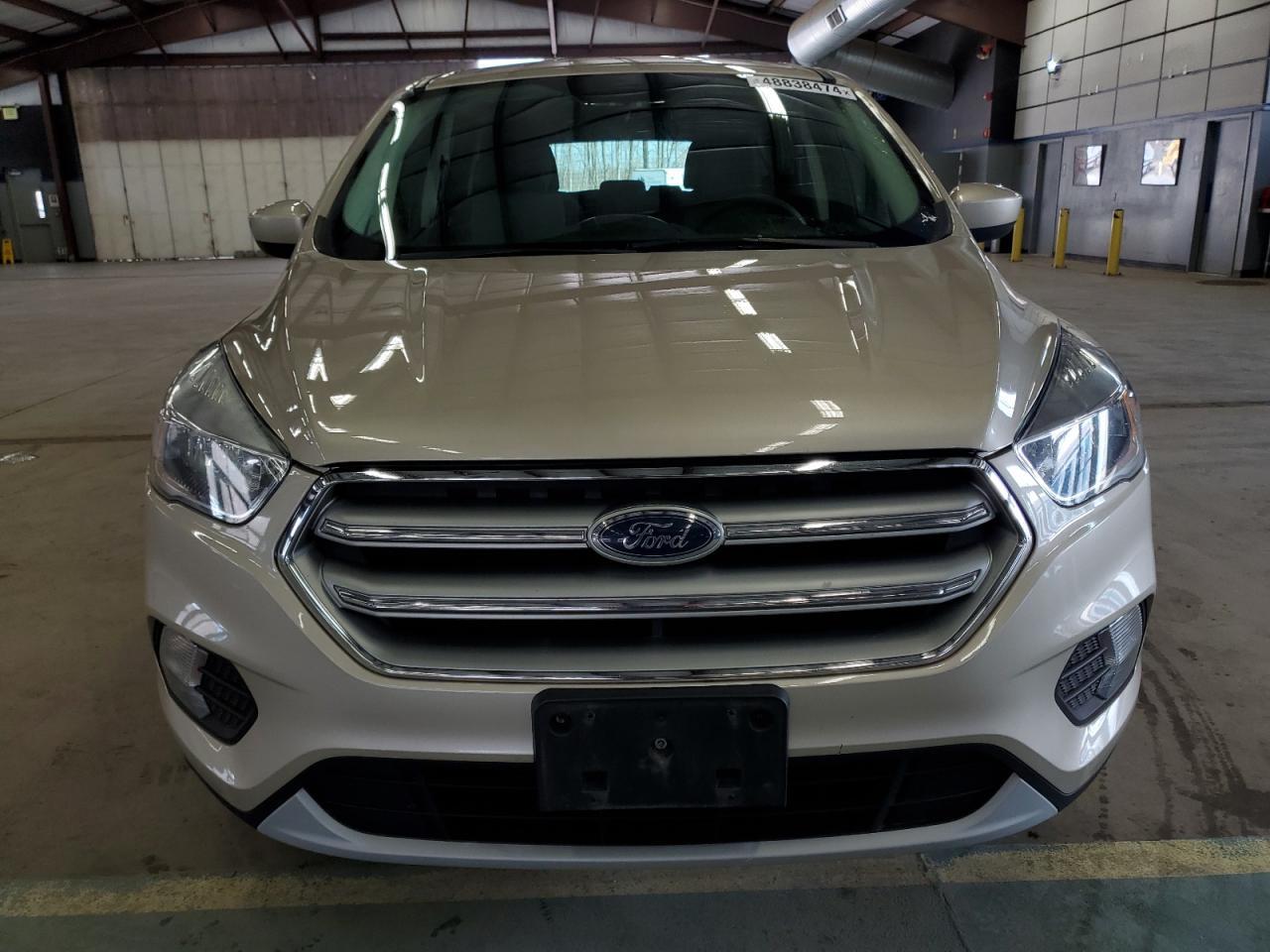 2017 FORD ESCAPE SE - Фото 5