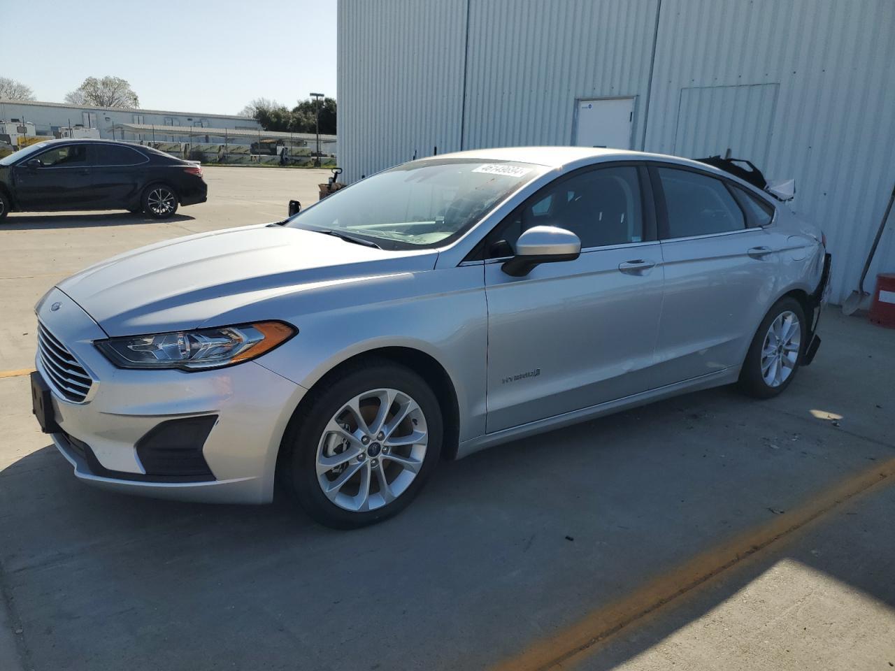 2019 FORD FUSION SE car image