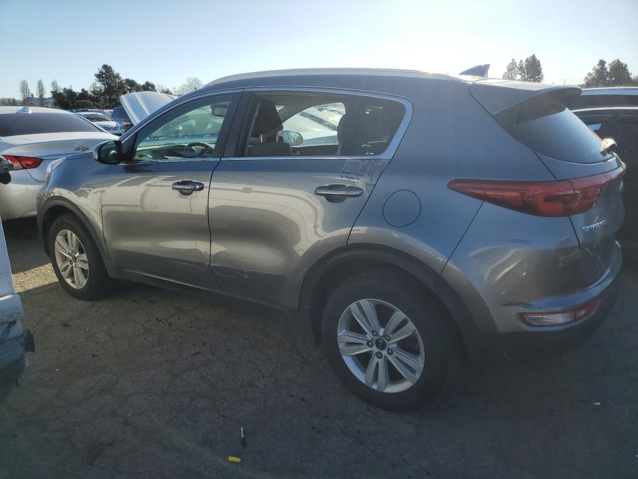 2017 KIA SPORTAGE L - Image 2