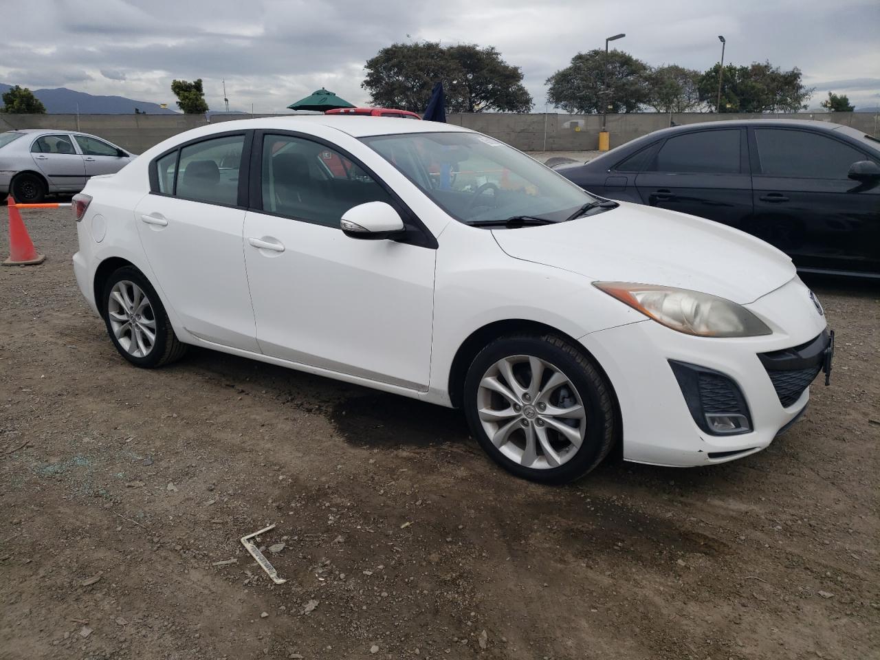 2010 MAZDA 3 S - Фото 4