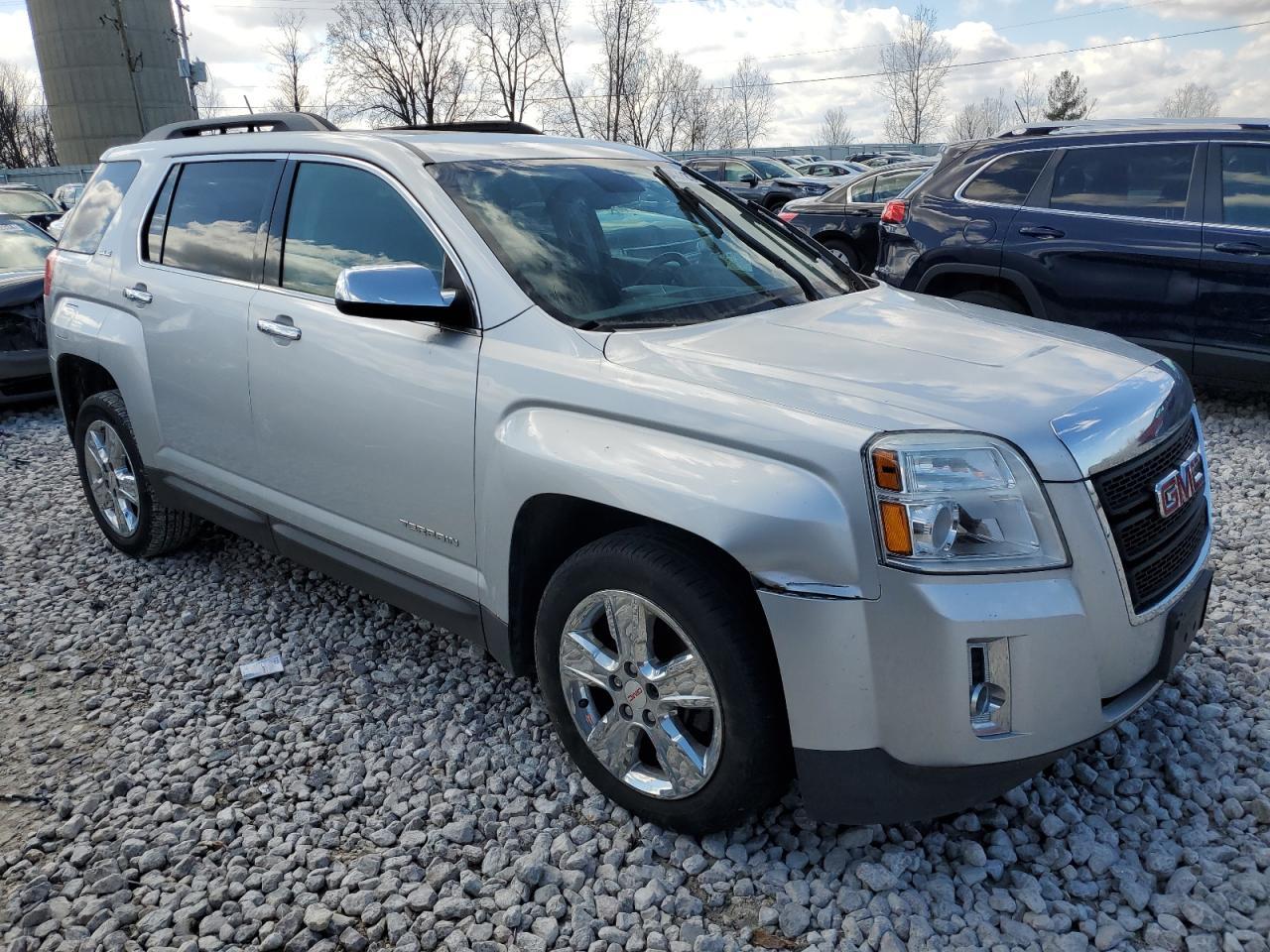 2014 GMC TERRAIN SL - Фото 4