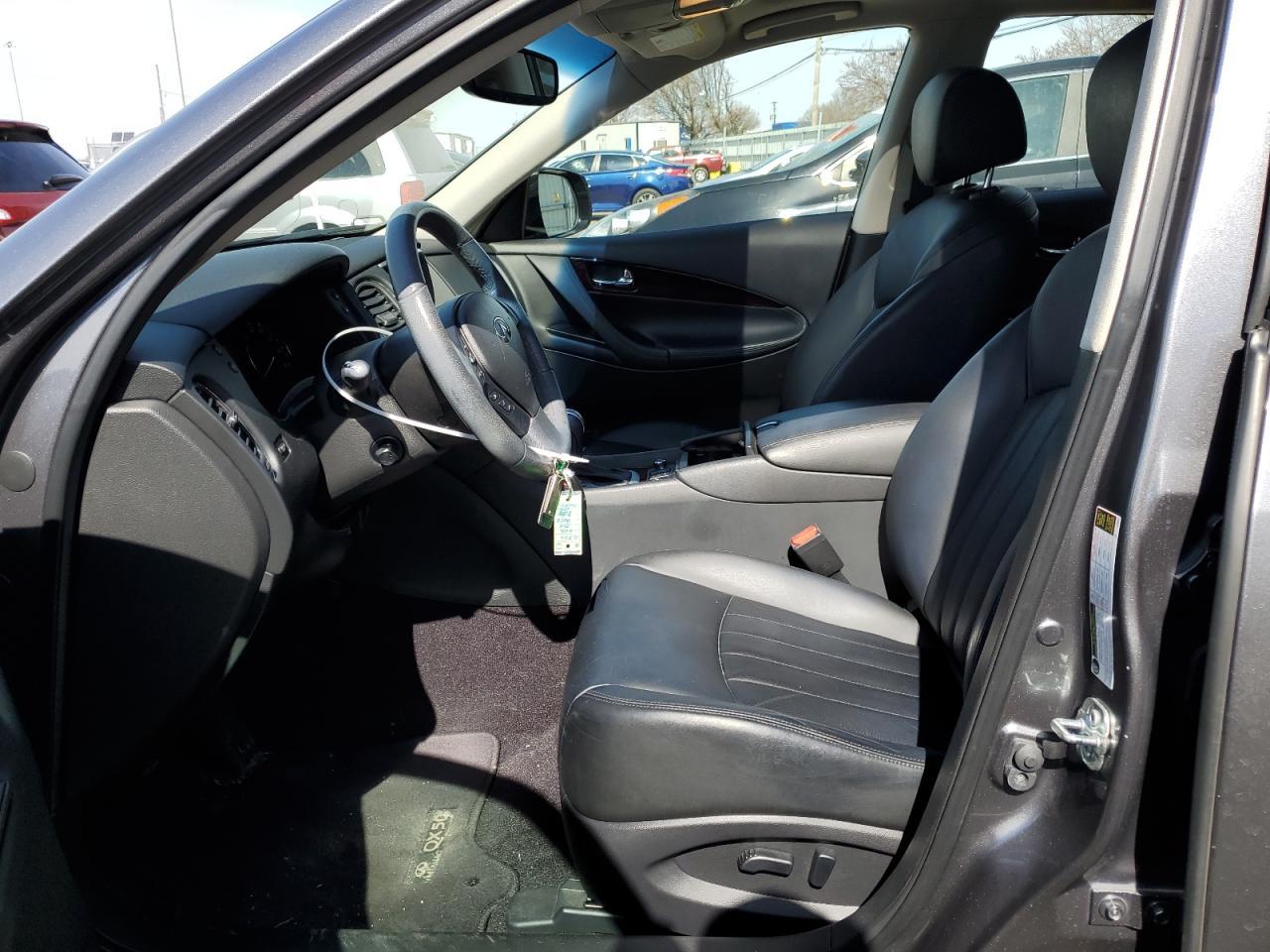 2016 INFINITI QX50 - Image 7