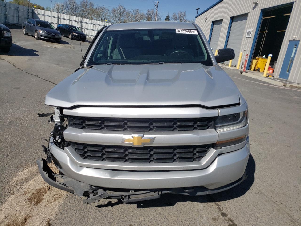 2017 CHEVROLET SILVERADO - Image 5