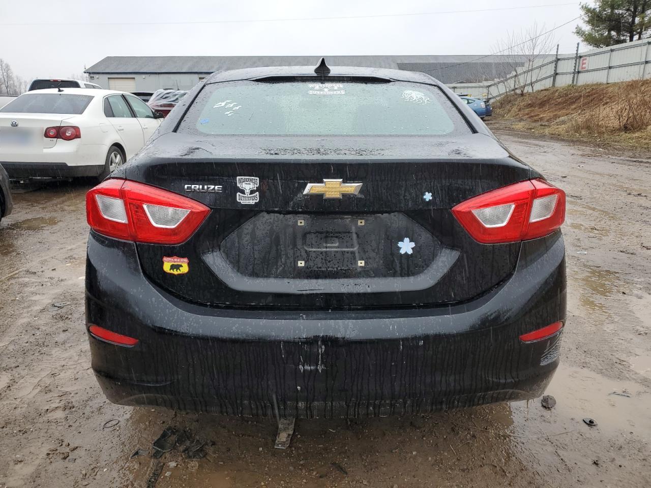 2017 CHEVROLET CRUZE LS - Image 6