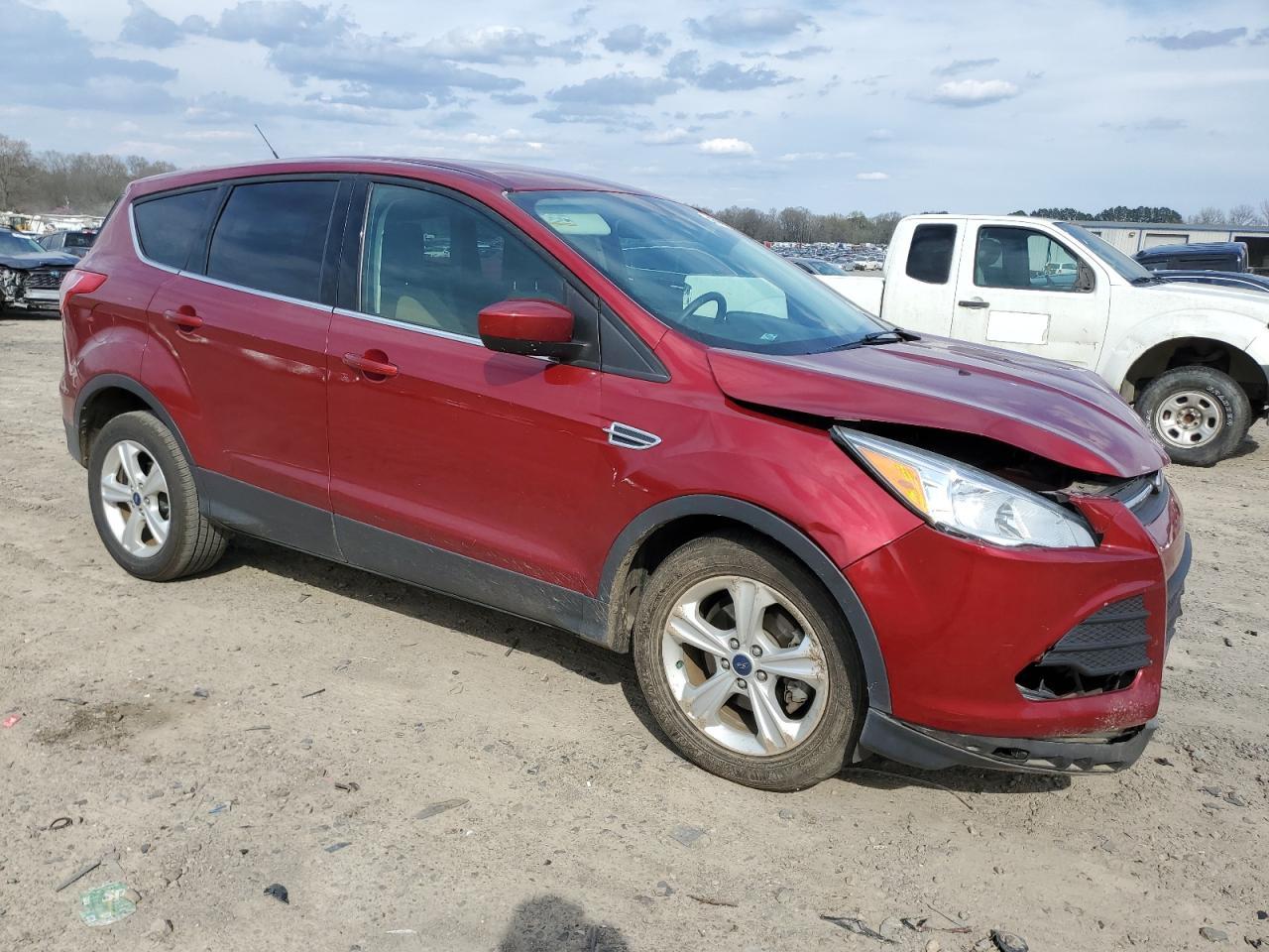 2015 FORD ESCAPE SE - Image 4