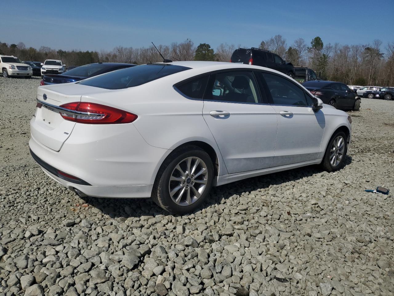 2017 FORD FUSION SE - Фото 3
