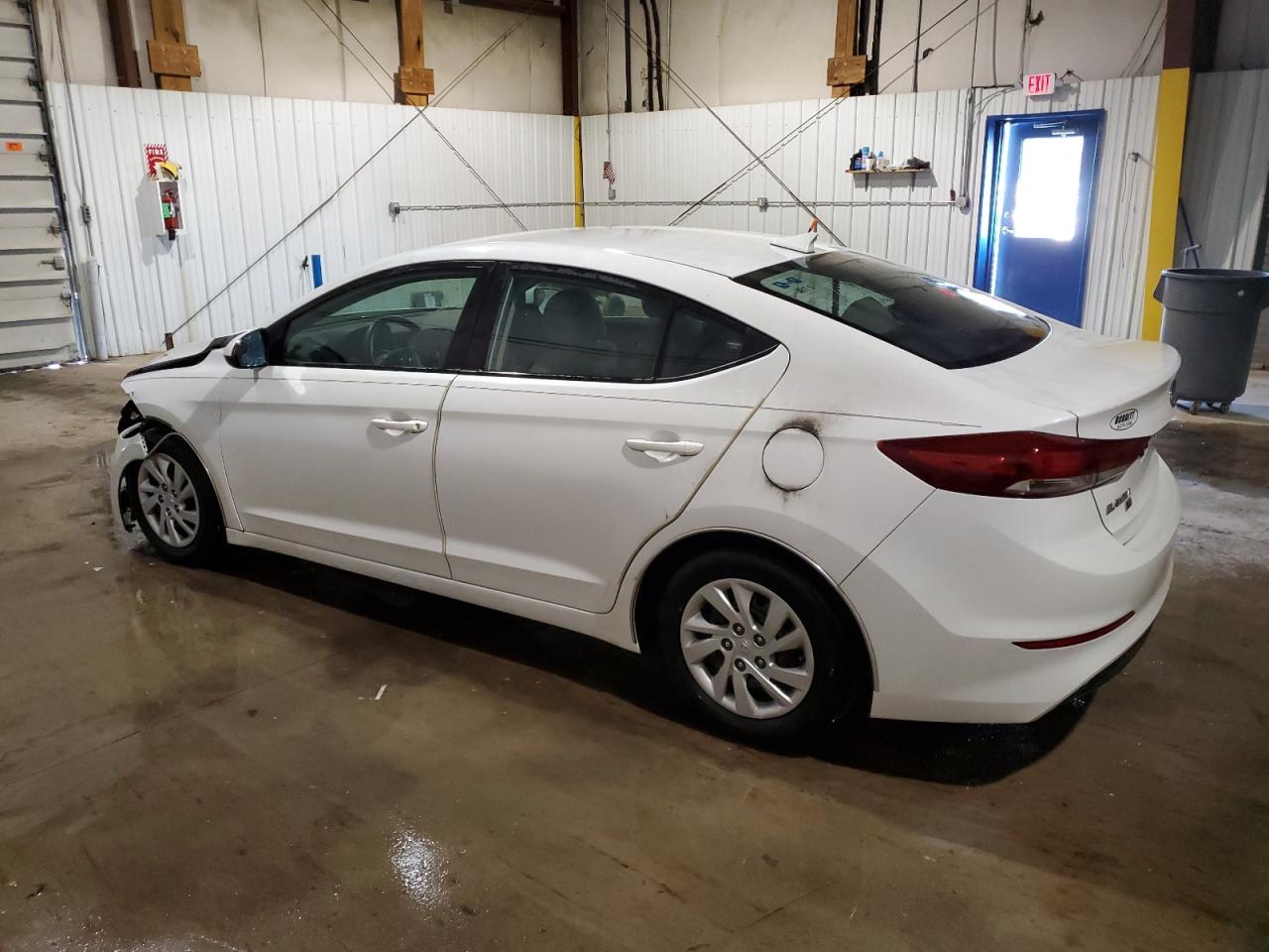 2017 HYUNDAI ELANTRA SE - Фото 2
