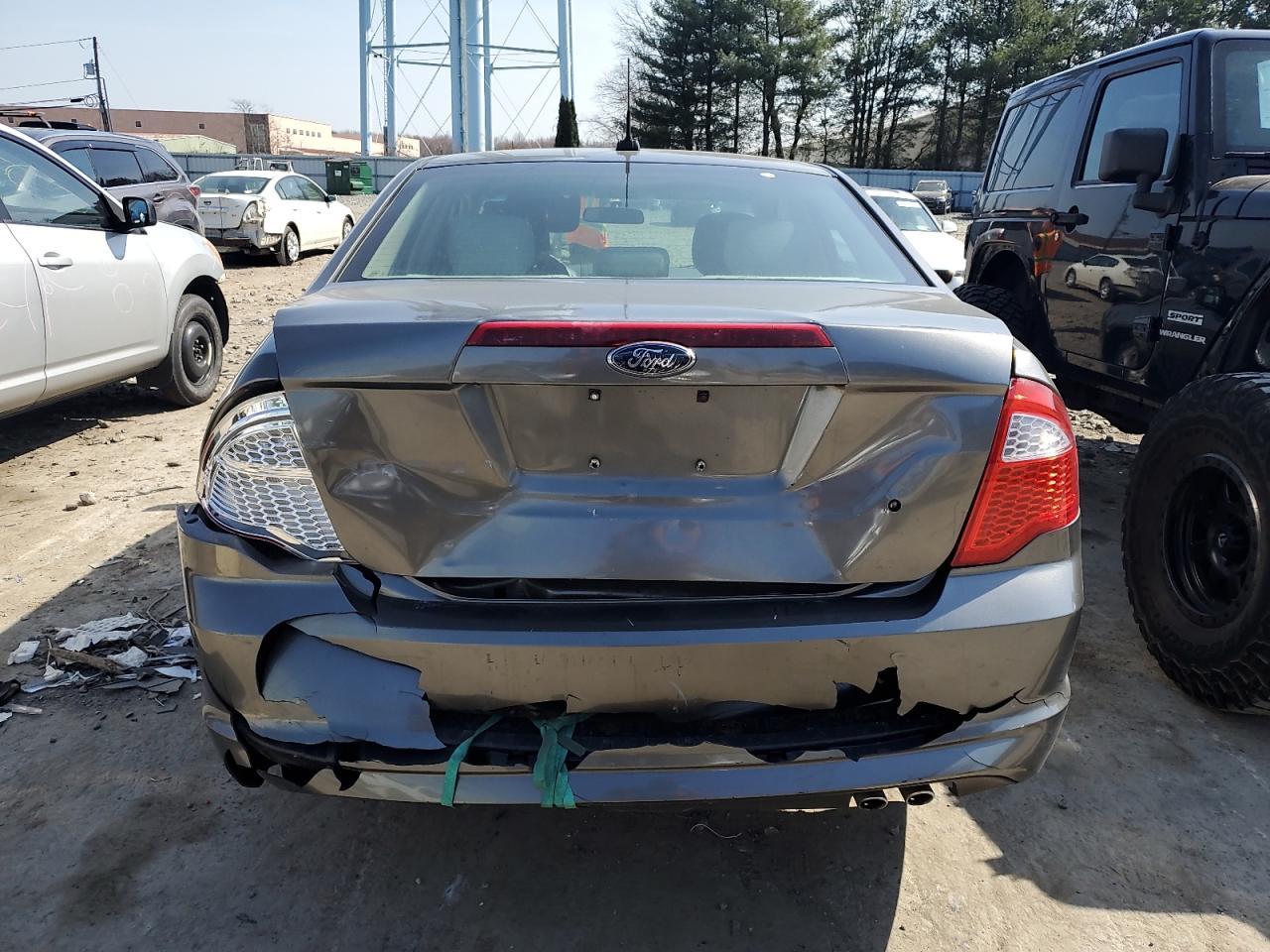 2012 FORD FUSION SE - Image 6