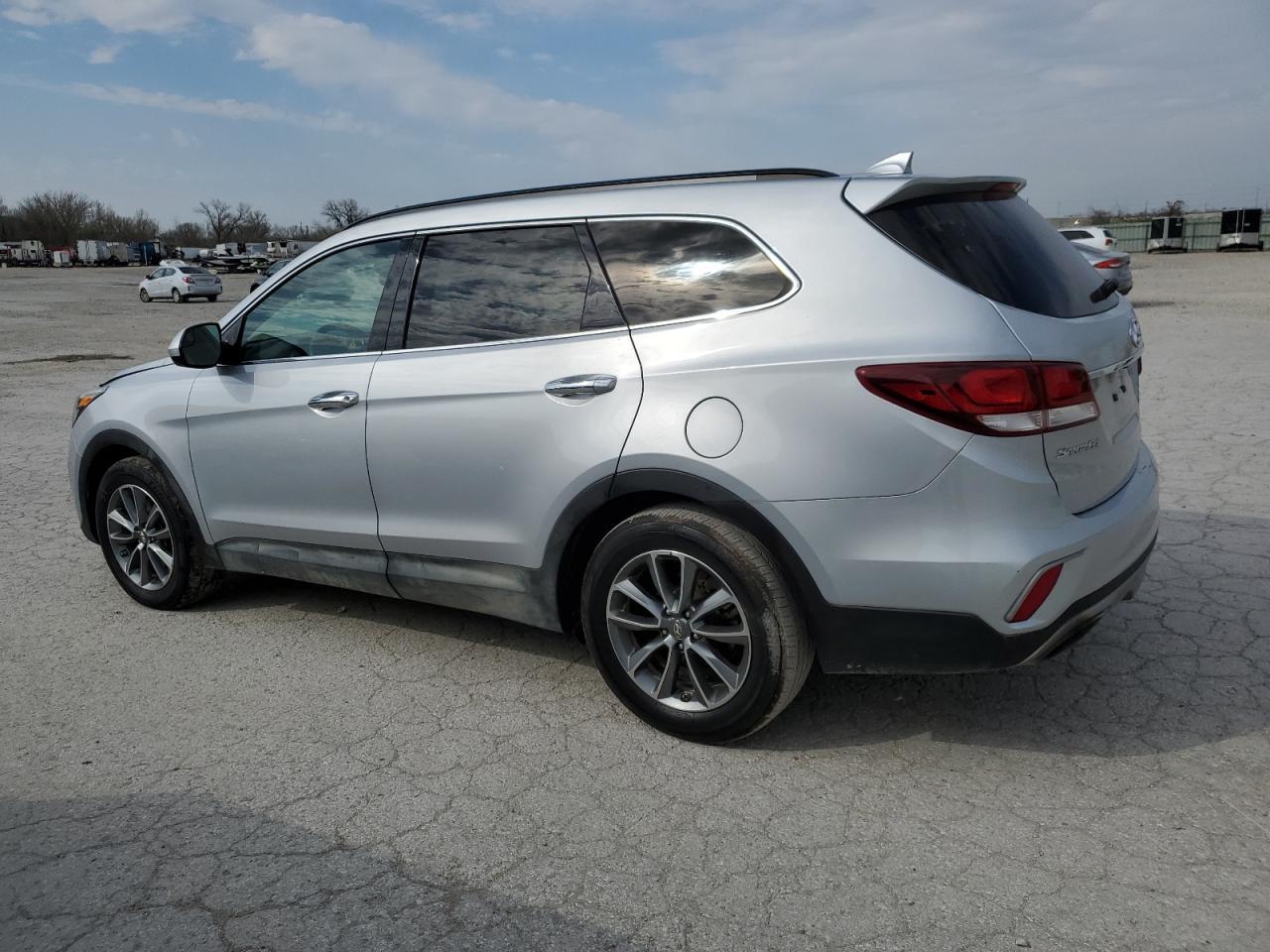 2017 HYUNDAI SANTA FE S - Фото 2