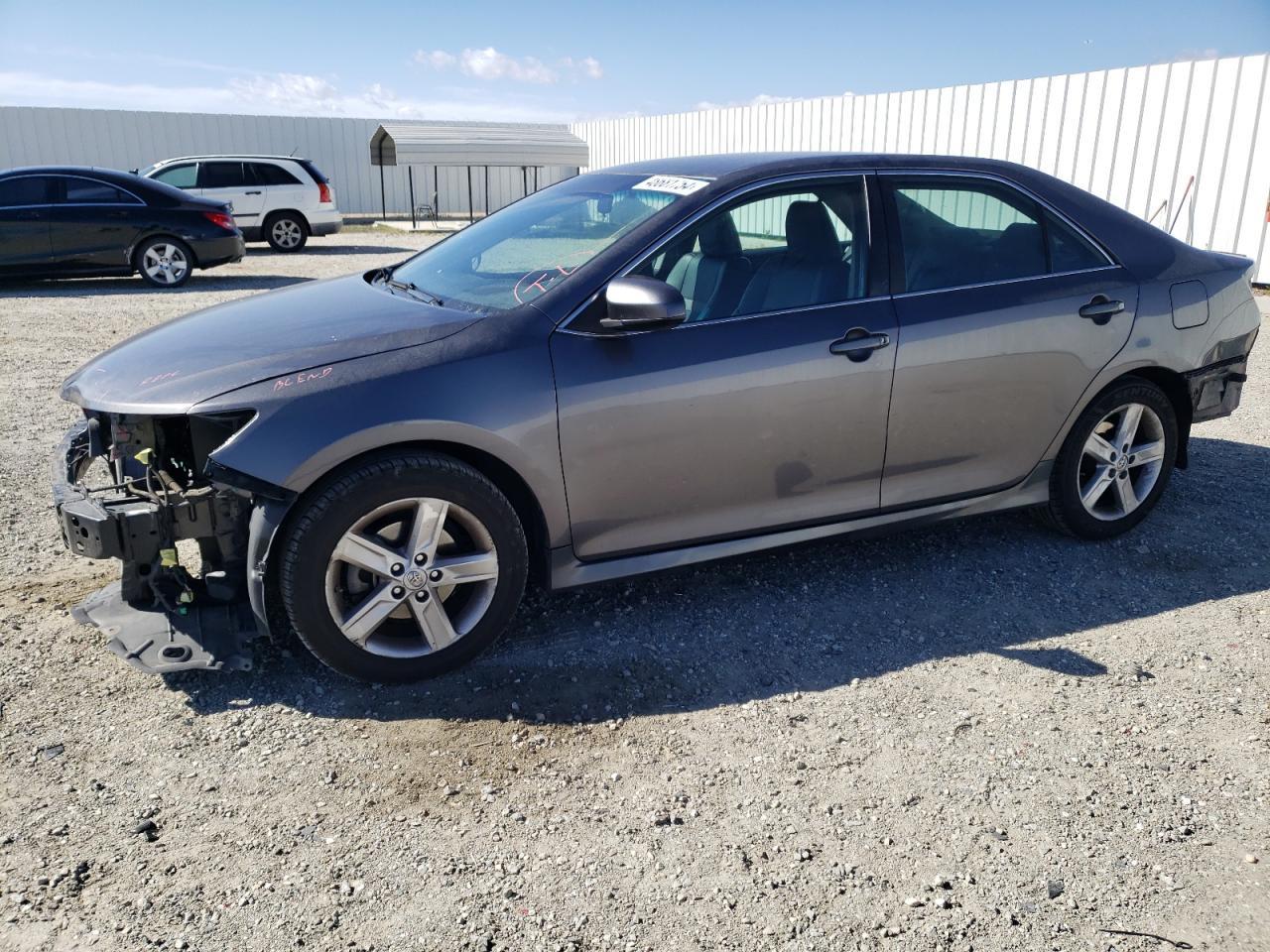 2014 TOYOTA CAMRY L