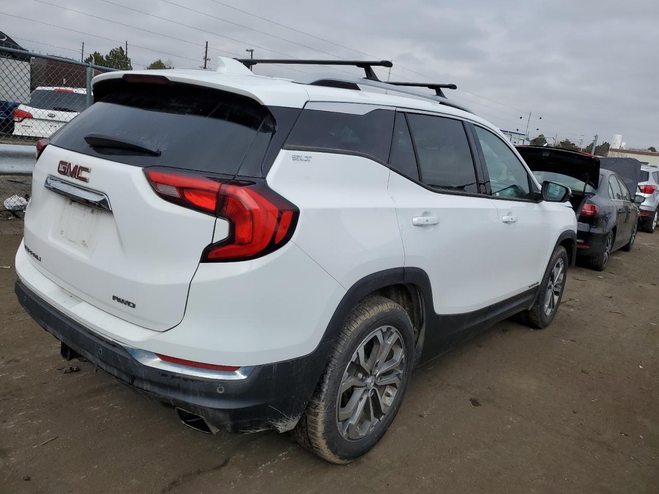 2018 GMC TERRAIN SL - Image 3